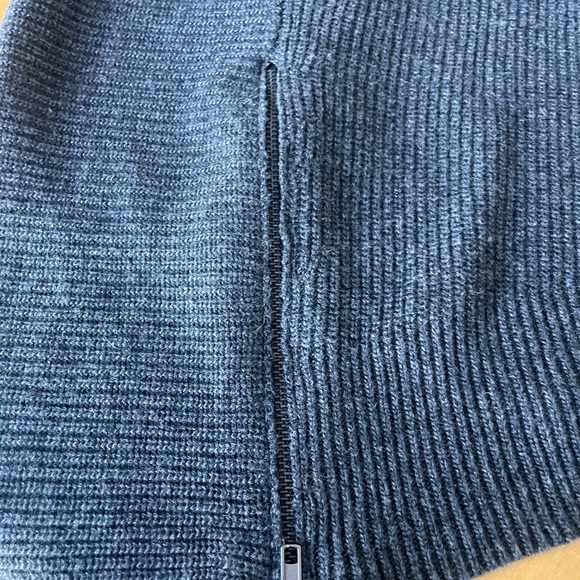 NWT very J women’s oversized charcoal sweater w/open shoulders 3/4 sleeves  M - Picture 3 of 6